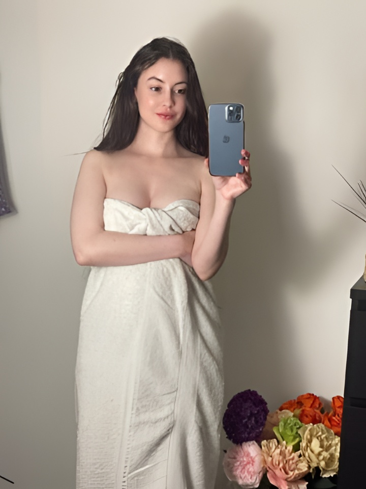 Ната привлекальеная девушка из Нальчика цена от 2500 руб