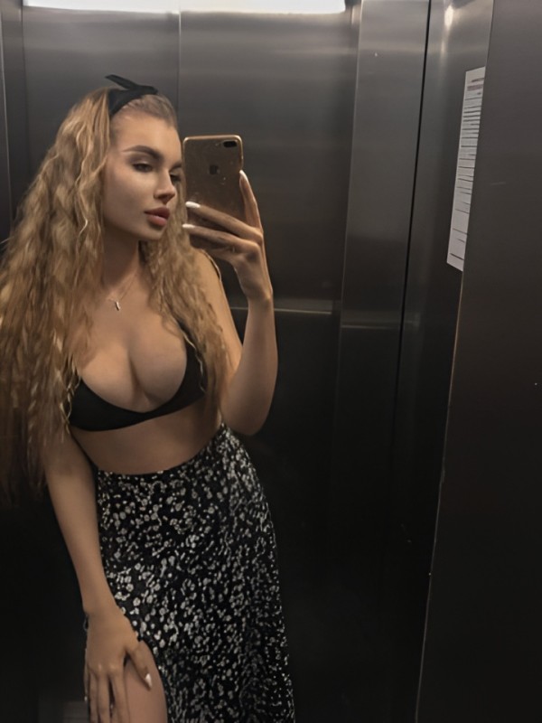 Неонила привлекательная девушка из Нальчика цена от 3000 руб